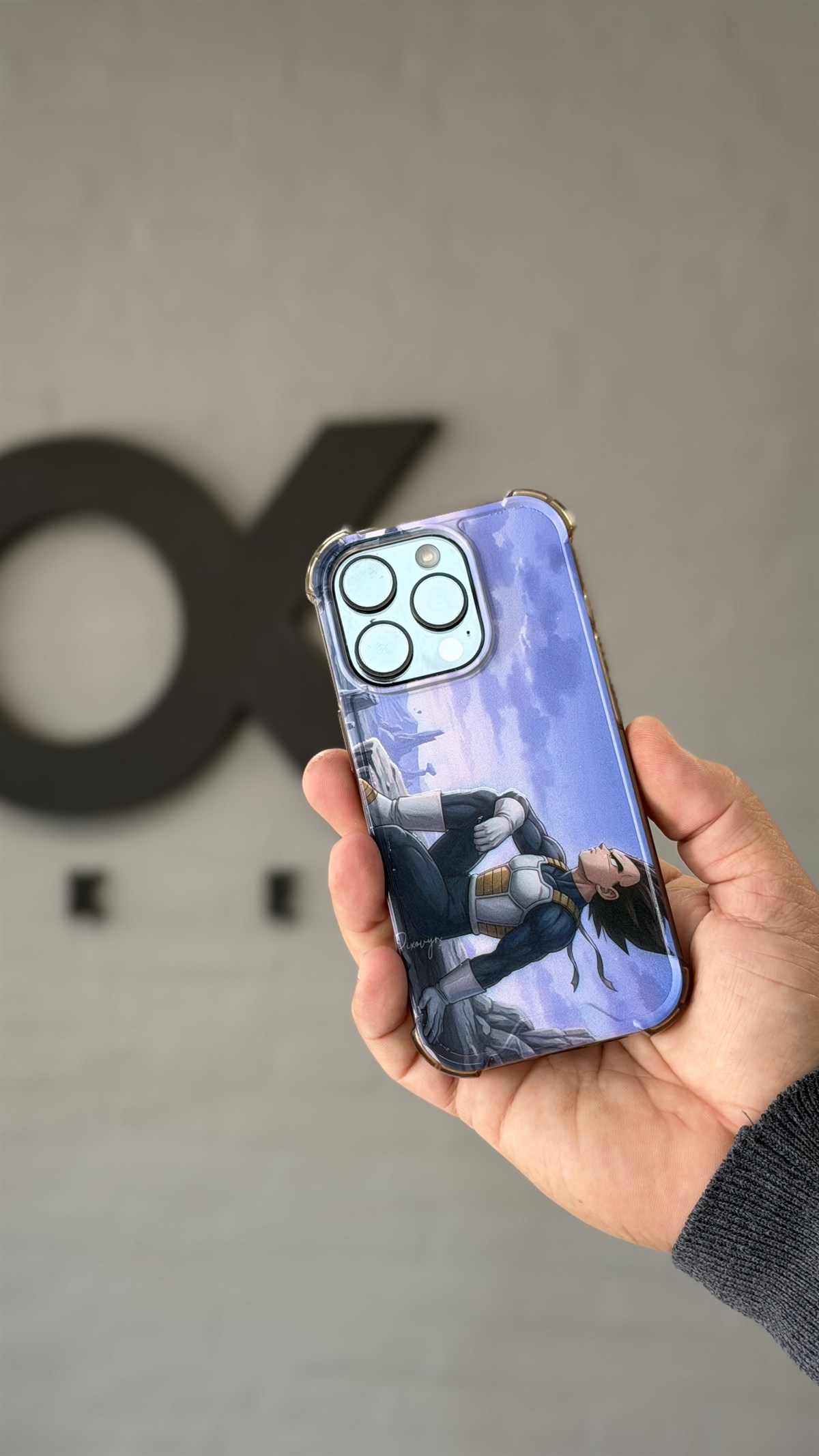 Funda personalizada con un diseño violeta